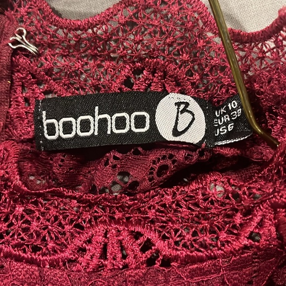 Boohoo lace midi dress - burgundy - size 6 - Picture 3 of 3